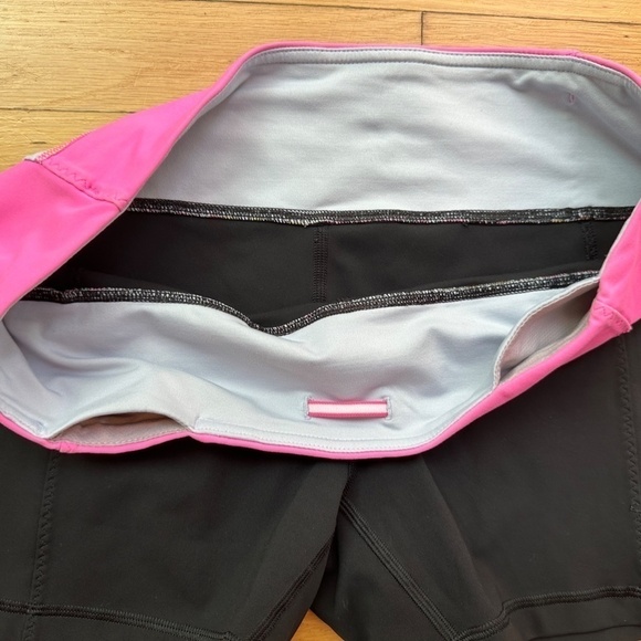 Lululemon Run: Fast Track Short Black / Groovy Women's Size 8 - 10? - Picture 9 of 11